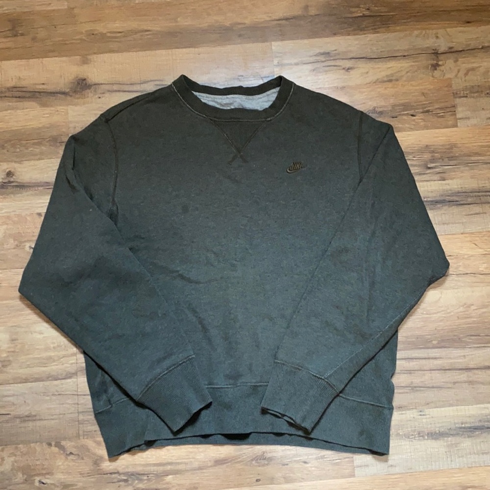Y2K Nike crewneck